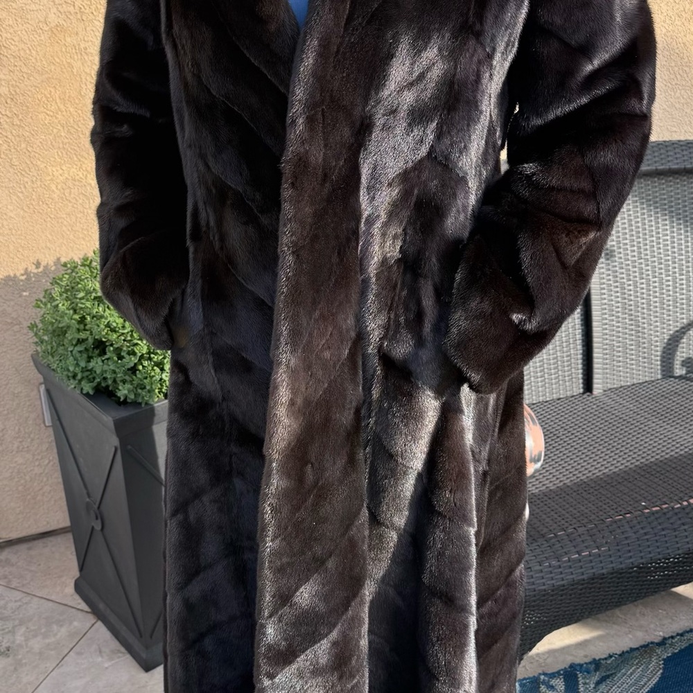 Designed by Zandra Rhodes - Neiman Marcus, Full-length Black Mink Fur Coat - Picture 13 of 15